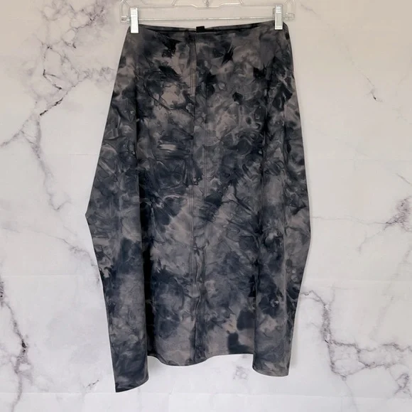 LULULEMON Customizable Snap Scarf OS Diamond Dye Lunar Rock True Navy - Picture 4 of 9